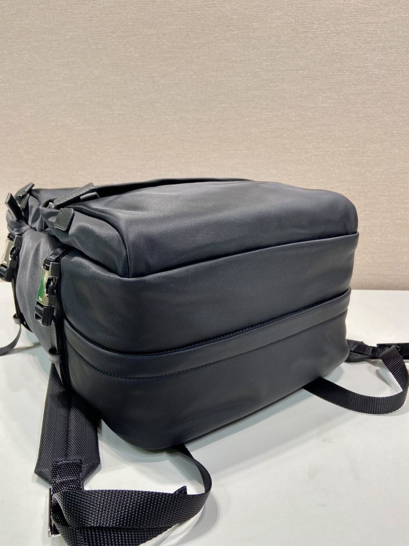 Pra*a backpacks